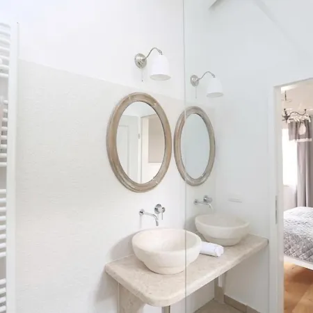 וילה Nina Exclusive, Mit Meerblick Und Beheiztem Pool Von Mai-september Rakovci