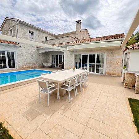 וילה Nina Exclusive, Mit Meerblick Und Beheiztem Pool Von Mai-september Rakovci